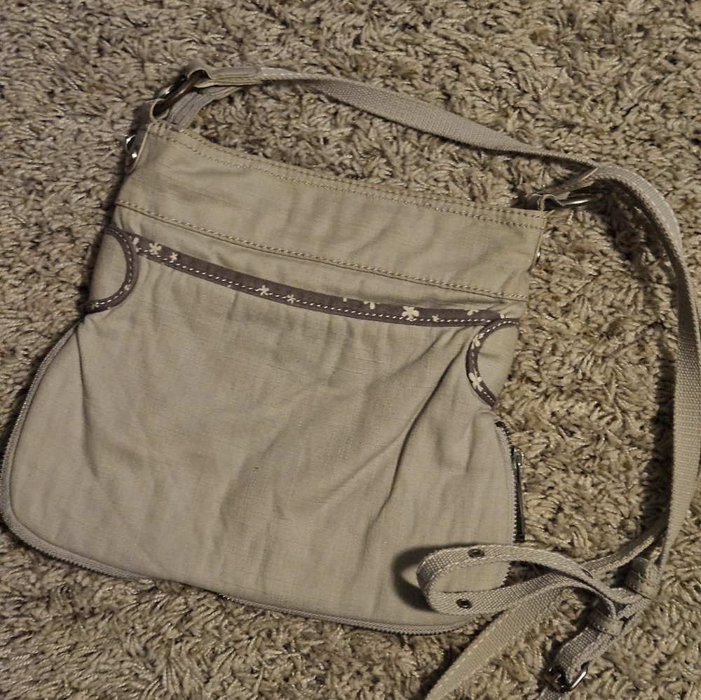 Thirty one cross body
